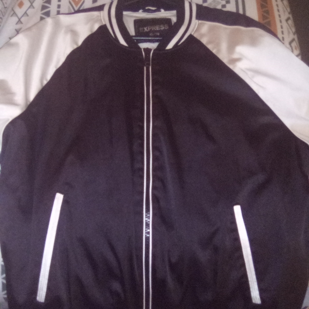 Express jacket - Picture 9 of 9